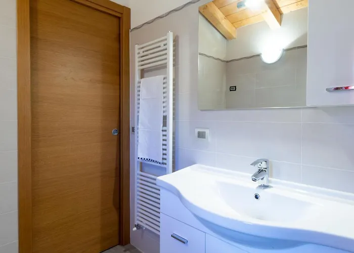 Dom wakacyjny La Casetta - Cco107 By Interhome