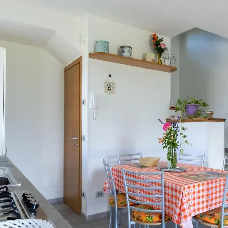 Dom wakacyjny La Casetta - Cco107 By Interhome Colico